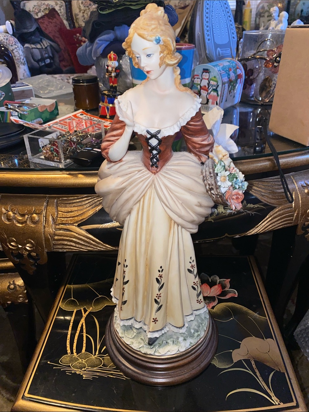 Made in Italy Decorative Lady Figurine in Cream and Brown